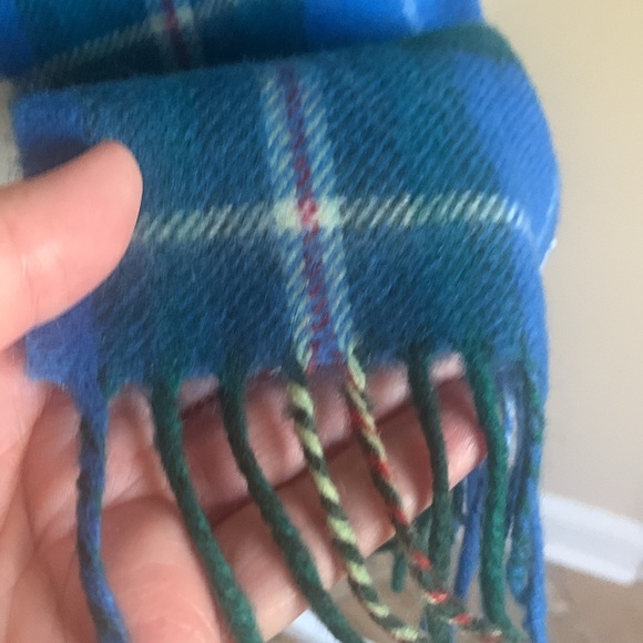 Scarf -Lochcarron of Scotland pure wool tartan scarf made in Scotland - Picture 4 of 7